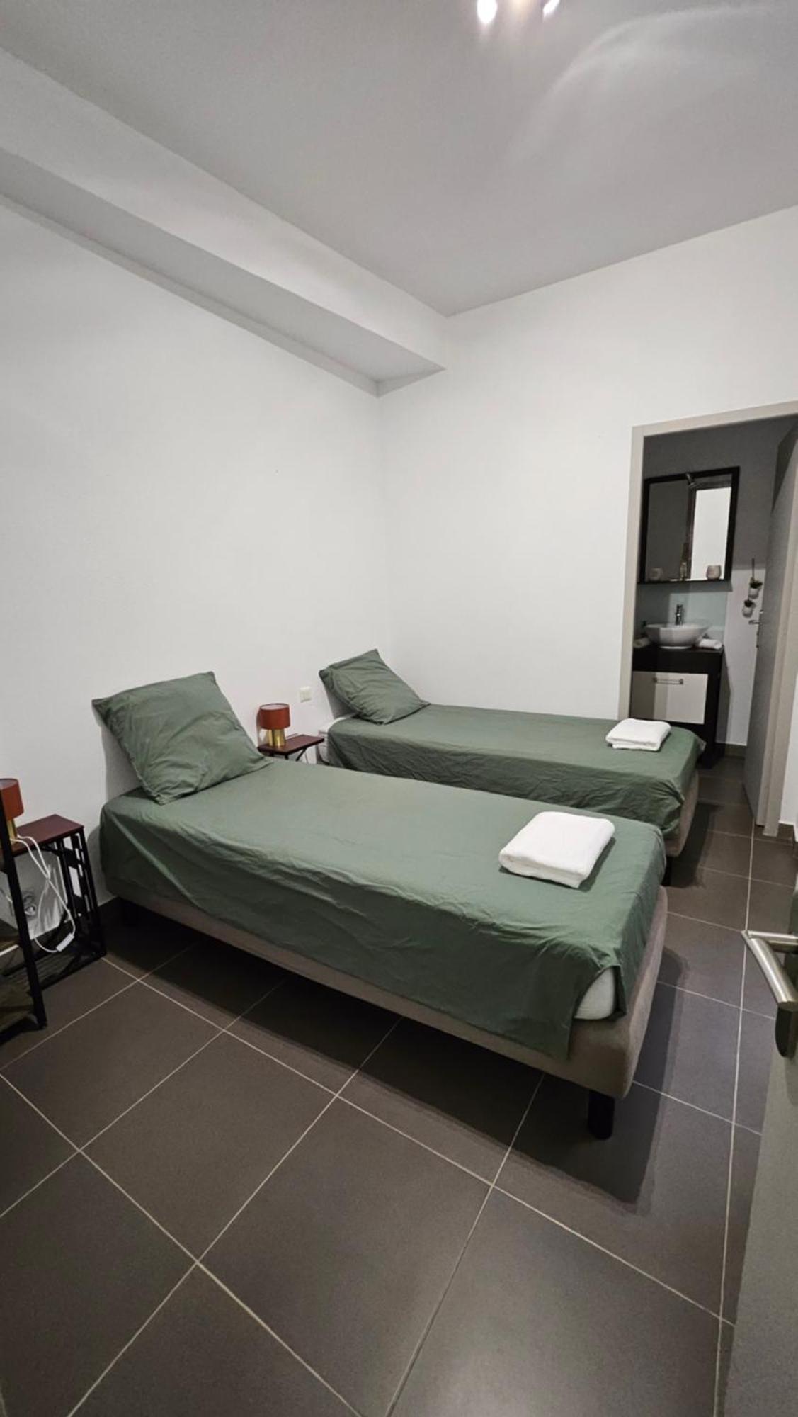 Le Patio St Etienne - Cite Episcopale - Parking Inclus Apartment Алби Екстериор снимка