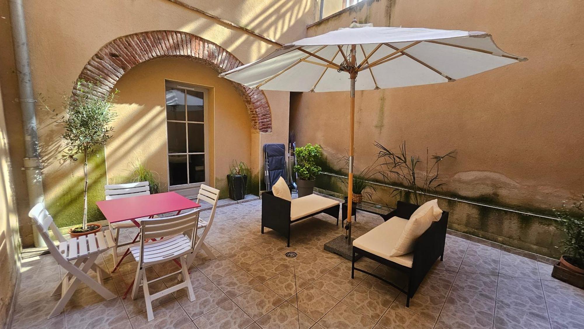 Le Patio St Etienne - Cite Episcopale - Parking Inclus Apartment Алби Екстериор снимка